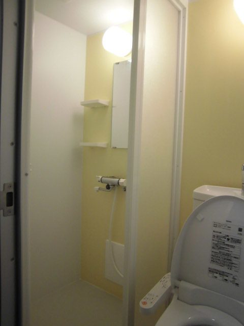 トイレ付ユニットシャワー室