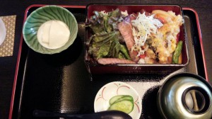 花の家　黒毛和牛ステーキ丼